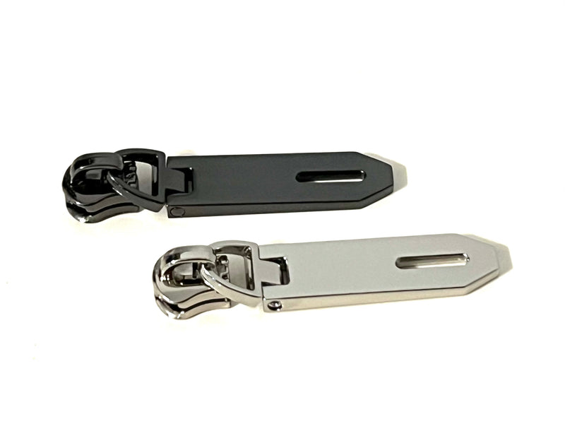 Style Y:   Smooth Blade  -- #5 Zipper Slider and Pull  for Metal Teeth