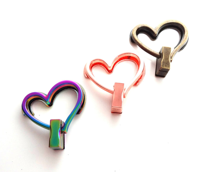Heart Shaped Carabiner Lock Chain